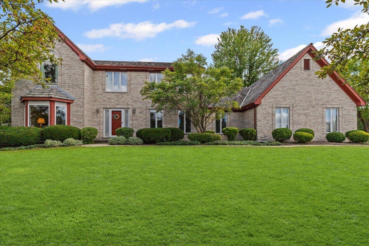 17917 W Pond Ridge Cir., Gurnee, IL 60031