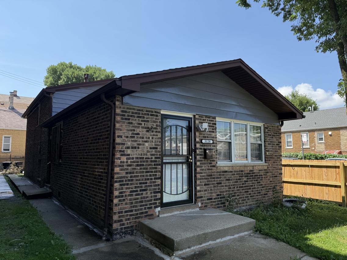 3128 S Lituanica Ave., Chicago, IL 60608