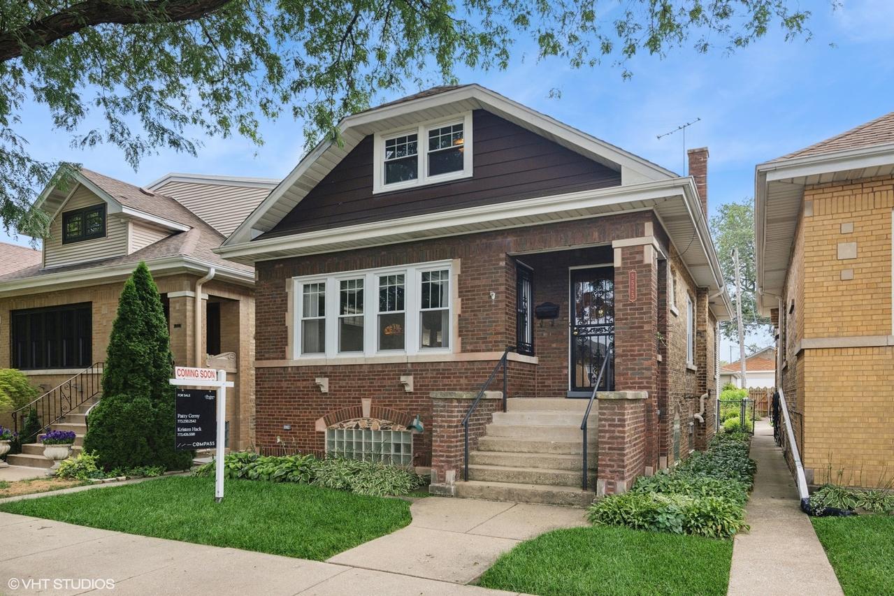 5525 W Berenice Ave., Chicago, IL 60641
