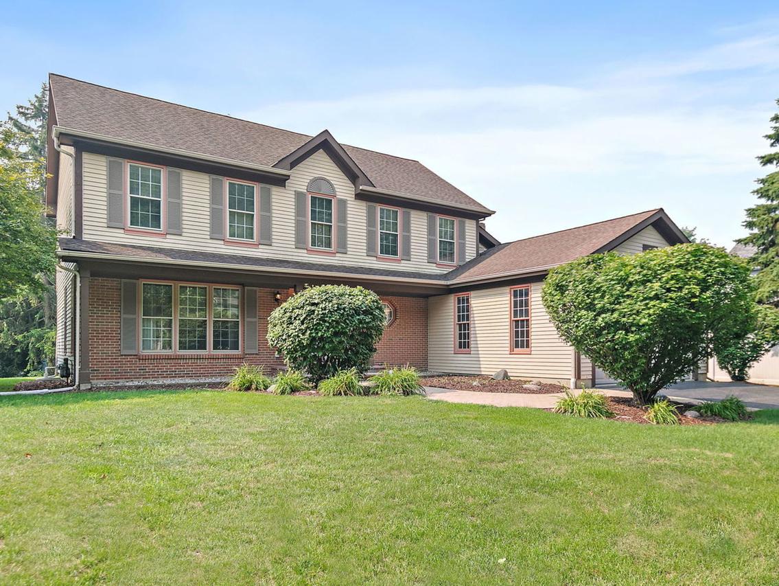 971 W Hidden Hills Ln., Palatine, IL 60067
