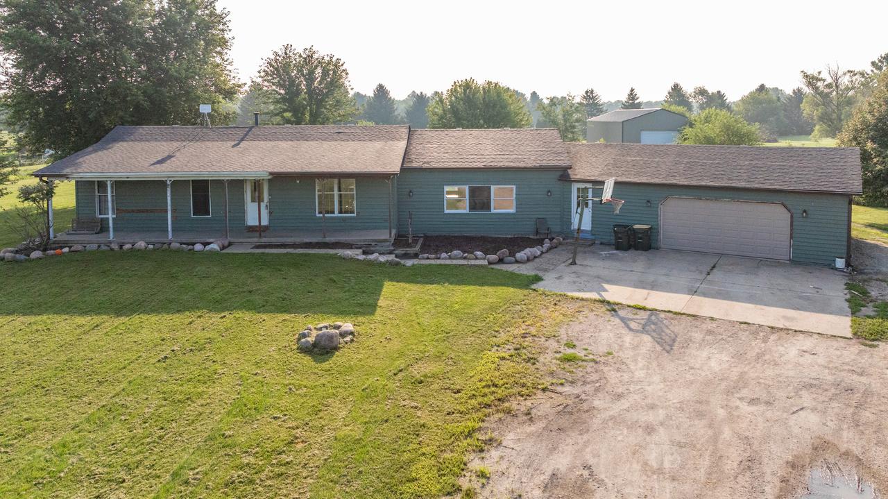 4416 E 29th Rd., Sheridan, IL 60551