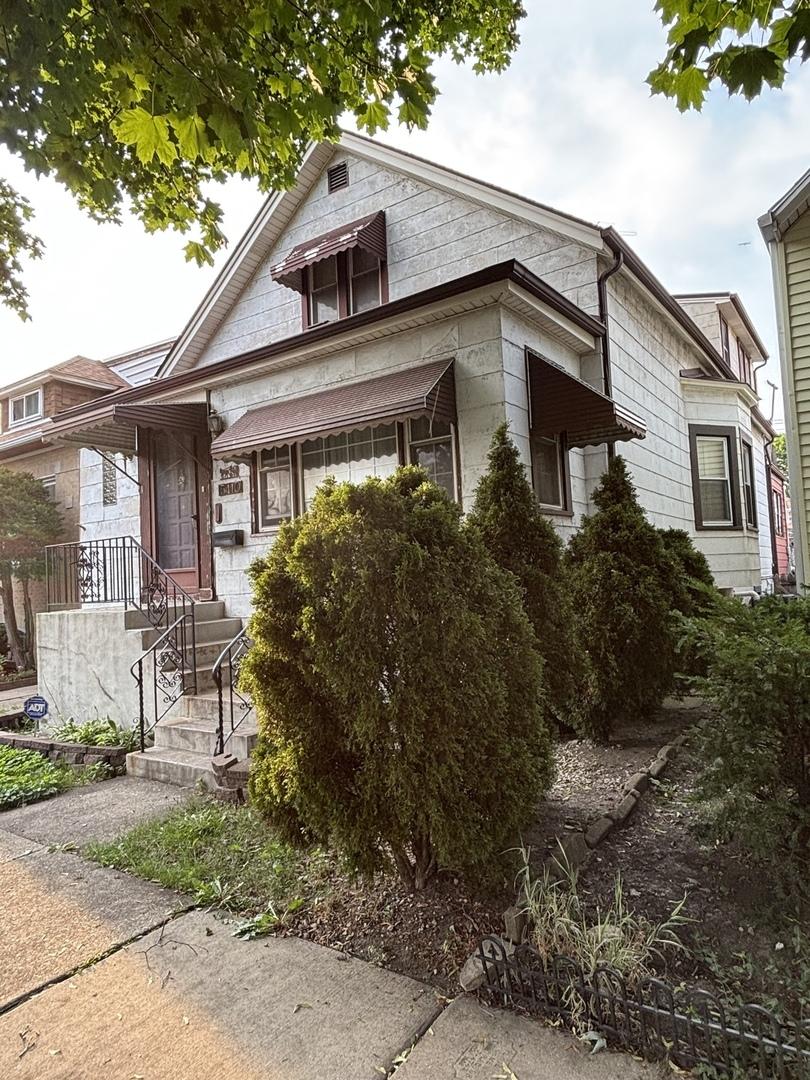 5410 W Berenice Ave., Chicago, IL 60641
