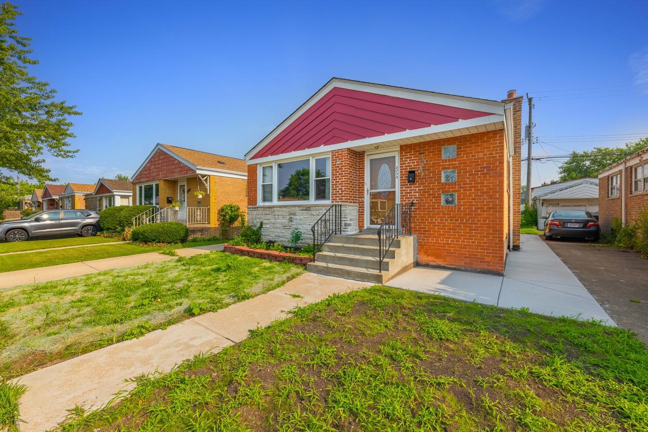 3773 W Hayford St., Chicago, IL 60652