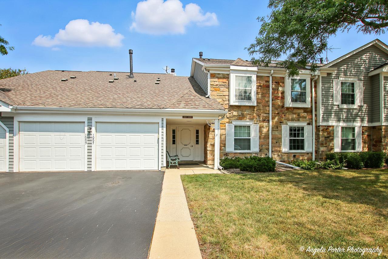 1005 Auburn Ln., Buffalo Grove, IL 60089