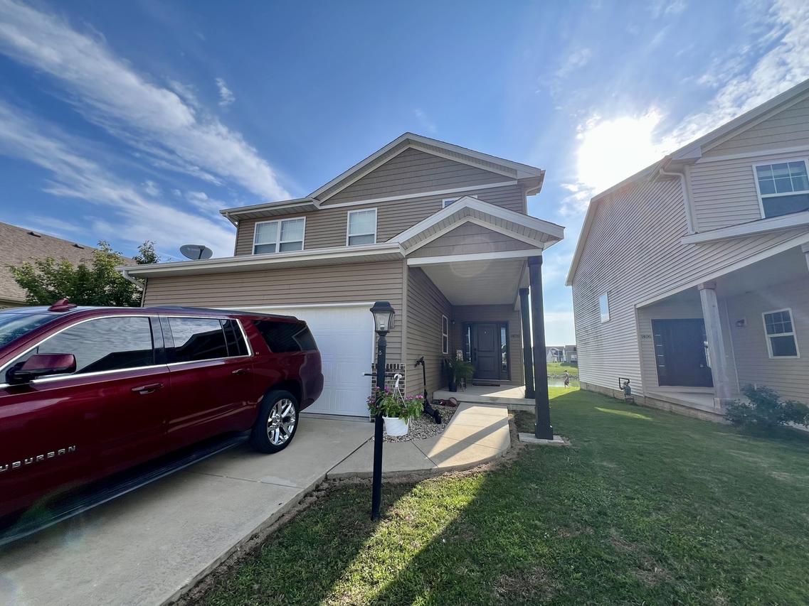 1408 Myrtle Beach Ave., Champaign, IL 61822