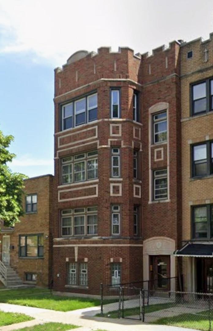 7539 S Yates Blvd., Chicago, IL 60649
