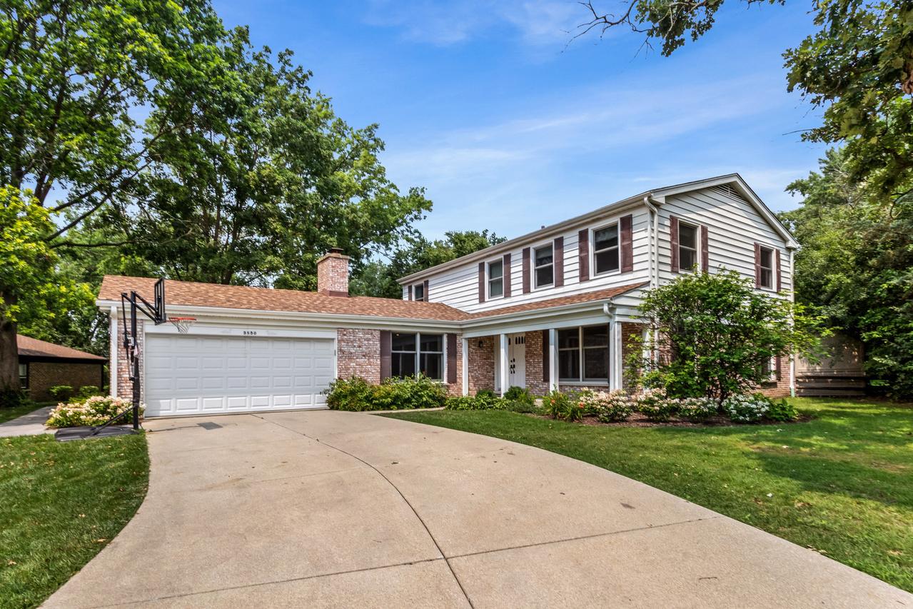 3850 Dauphine Ave., Northbrook, IL 60062