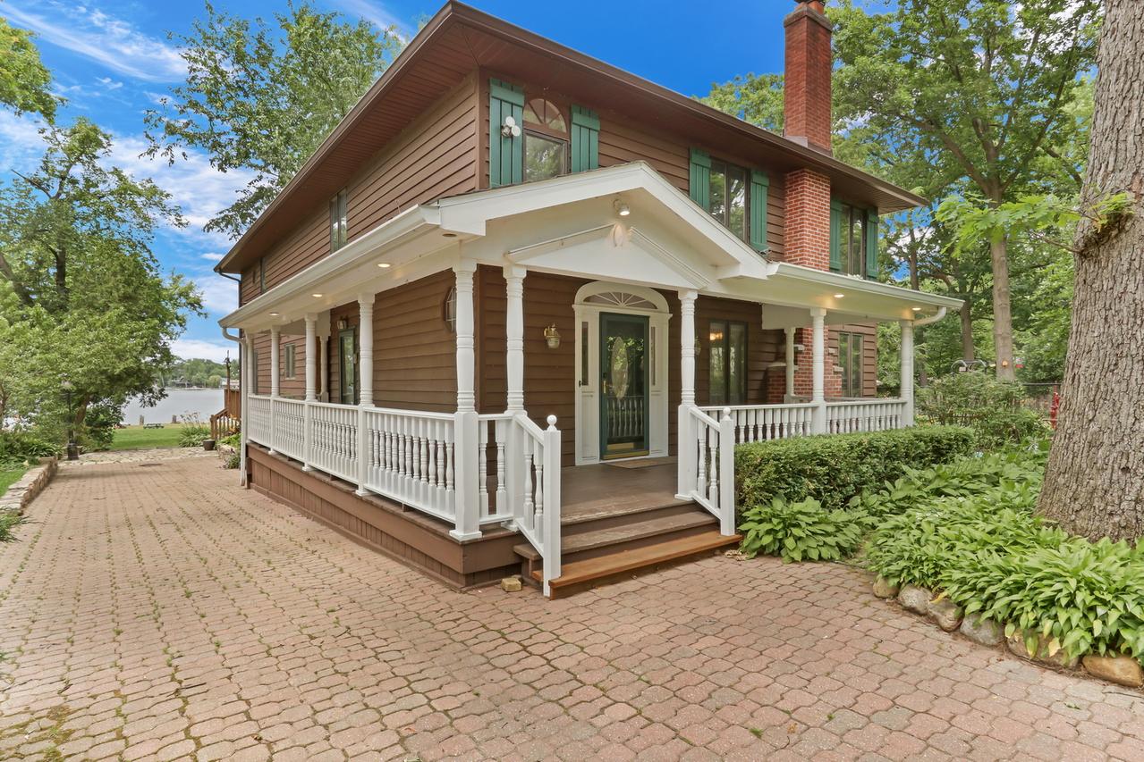 22806 W Loon Lake Blvd., Antioch, IL 60002