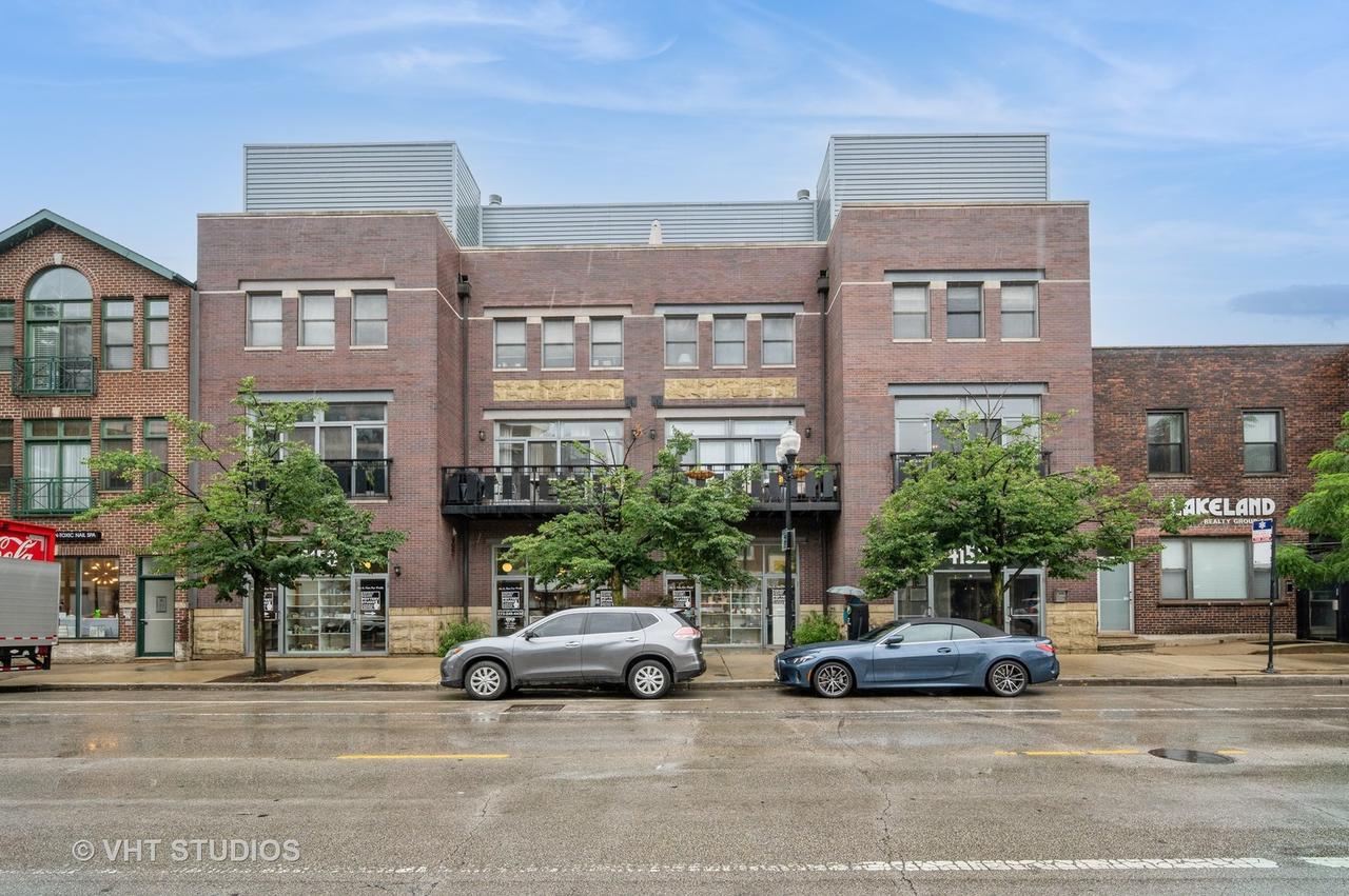 4152 N Lincoln Ave. #8W, Chicago, IL 60618
