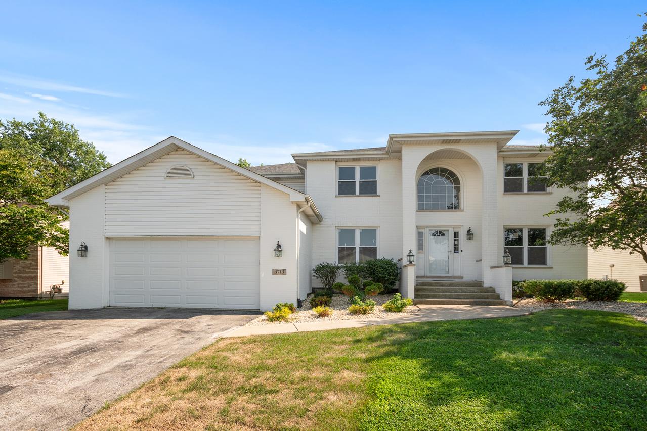3713 Dewey Ave., Richton Park, IL 60471