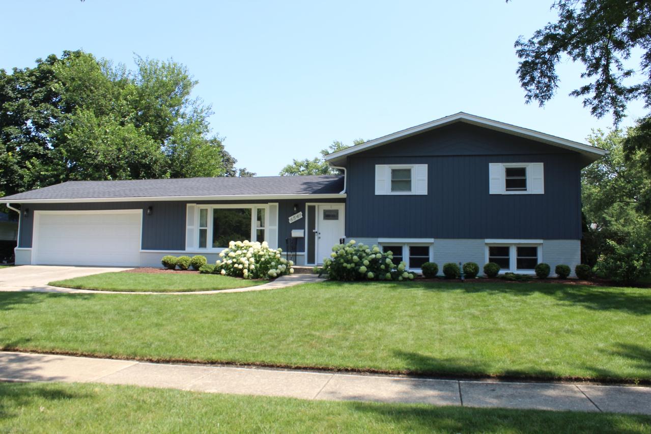 6541 Lyman Ave., Downers Grove, IL 60516