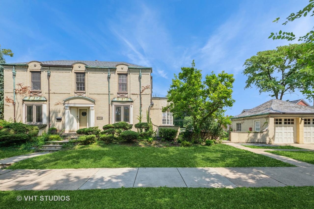 10057 S Bell Ave., Chicago, IL 60643
