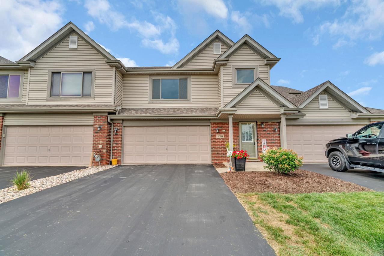 8310 Auburn Ln., Frankfort, IL 60423