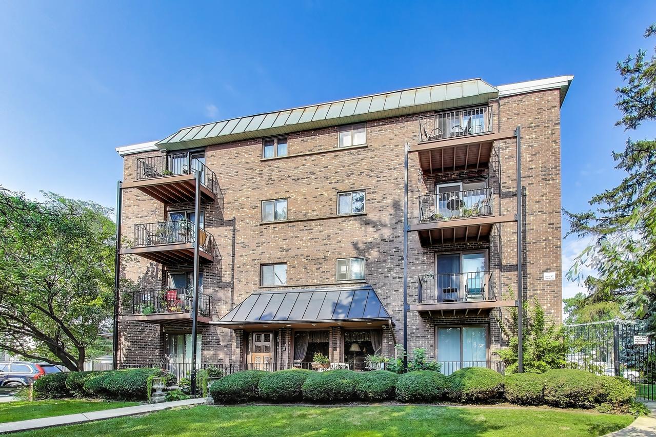 2218 N Newland Ave. #103, Chicago, IL 60707