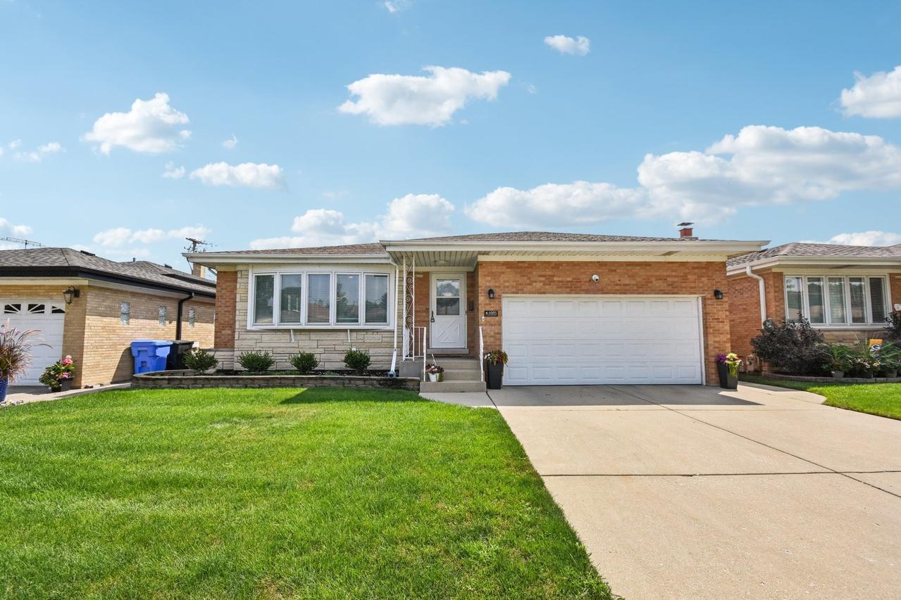 4665 N Forestview Ave., Chicago, IL 60656