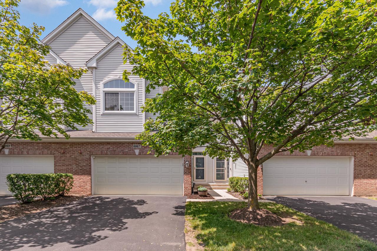 6067 Delaney Dr., Hoffman Estates, IL 60192