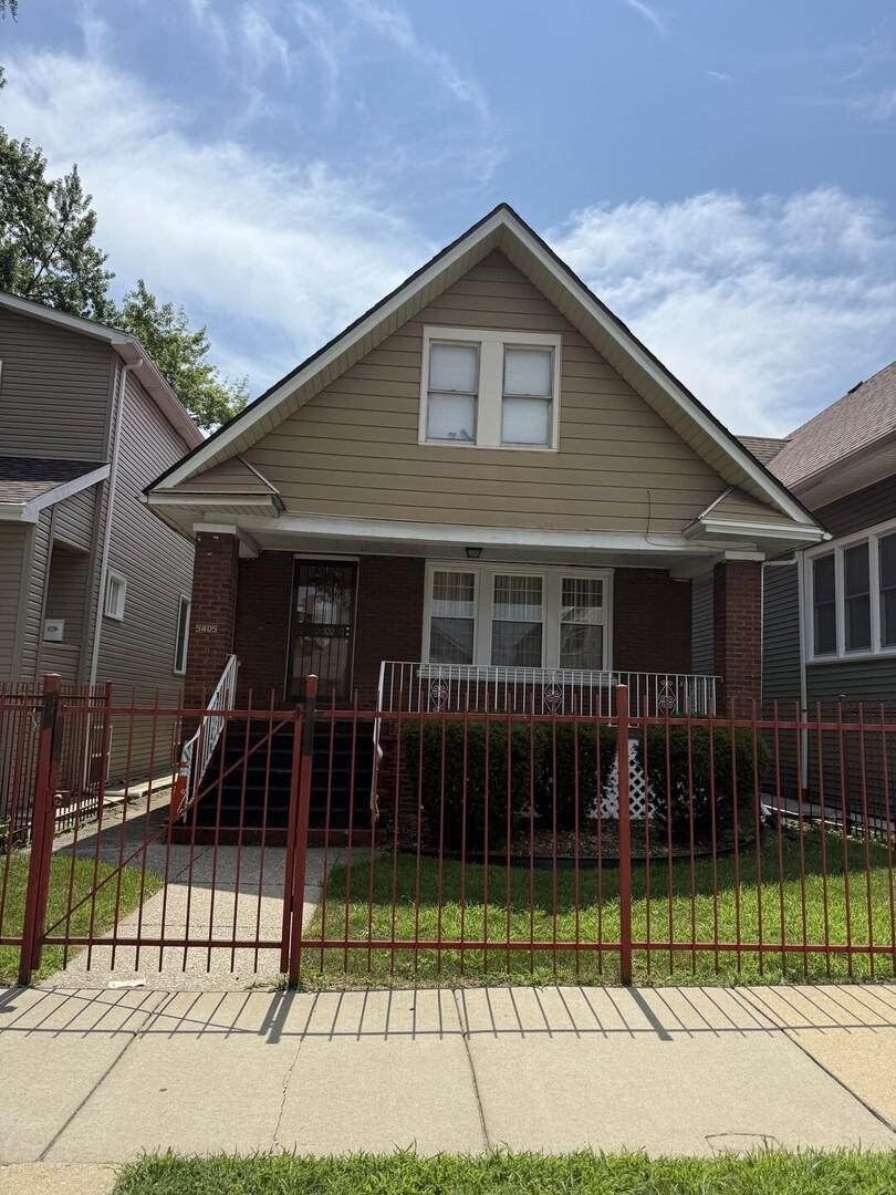 5405 W Haddon Ave., Chicago, IL 60651
