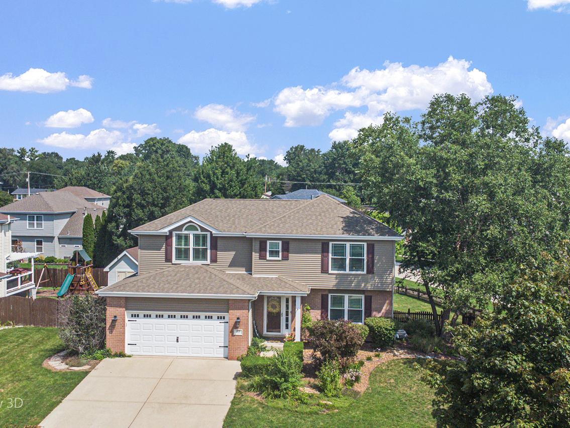 215 Colony Ln., New Lenox, IL 60451
