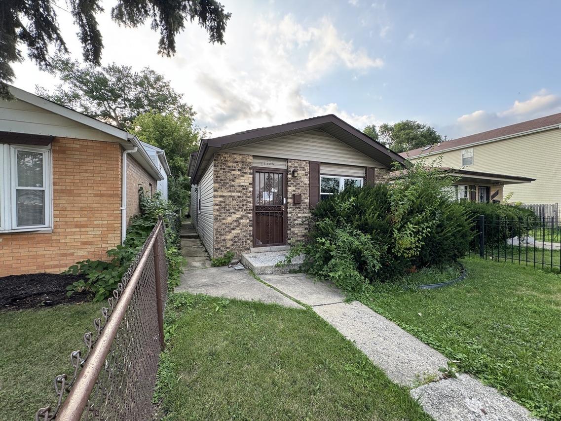 11720 S Watkins Ave., Chicago, IL 60643