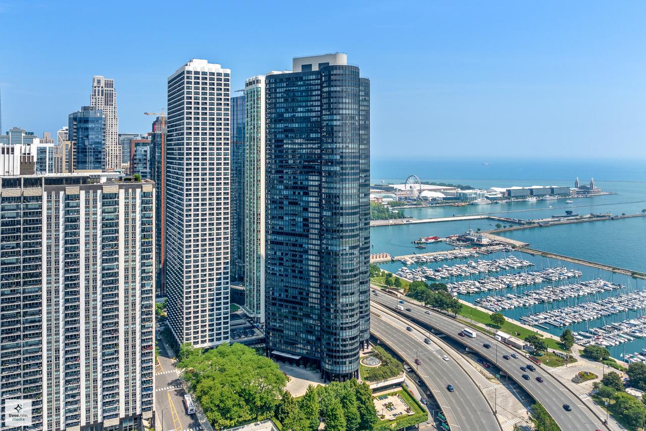 155 N Harbor Dr. #1509, Chicago, IL 60601