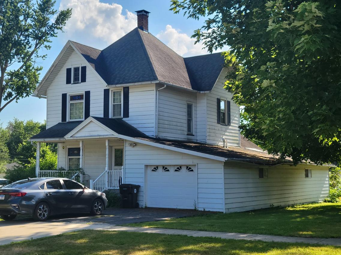302 N Walnut St., Wenona, IL 61377