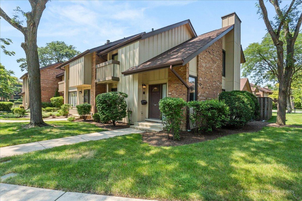 40 Kyle Ct., Willowbrook, IL 60527