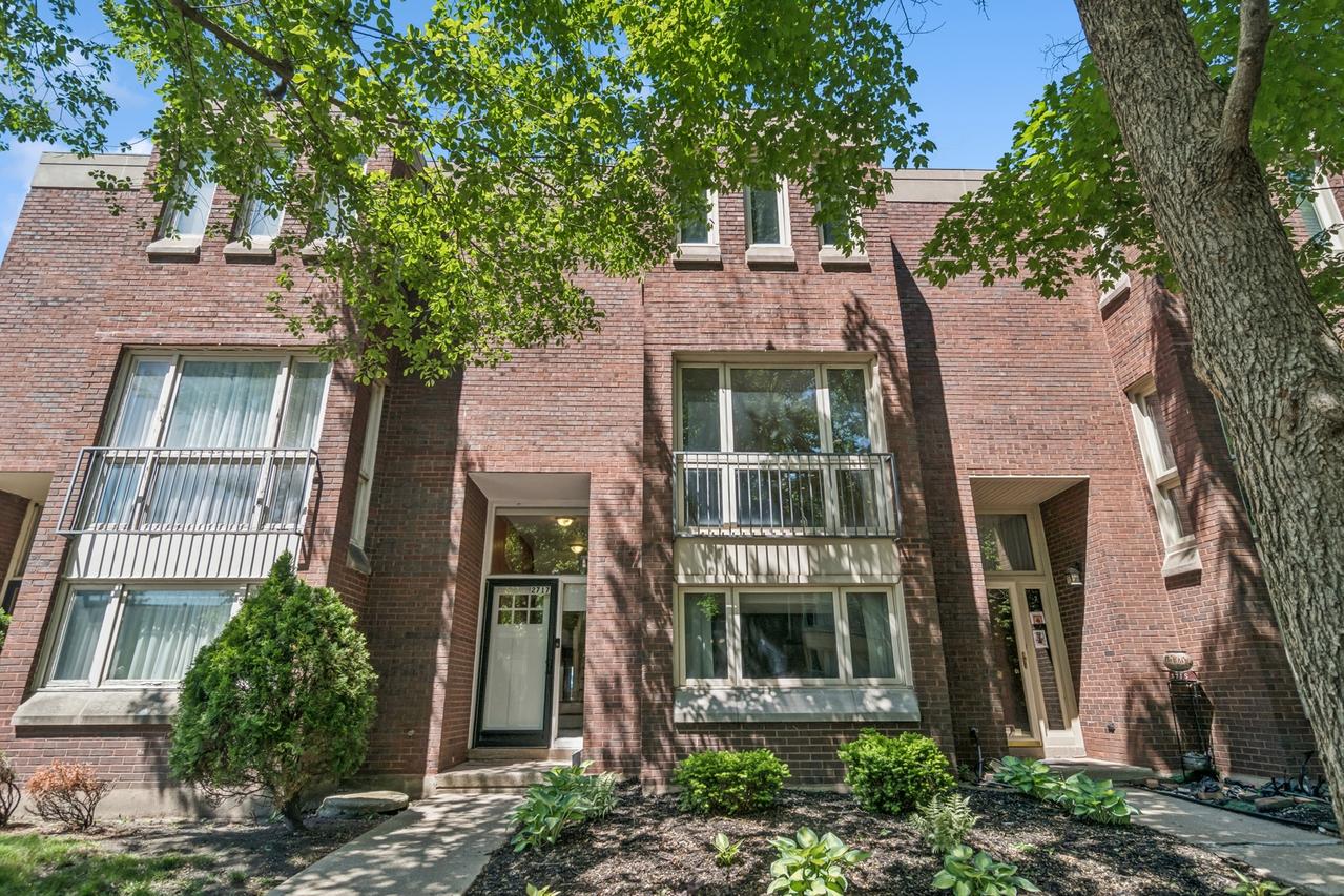 2717 S Michigan Ave., Chicago, IL 60616