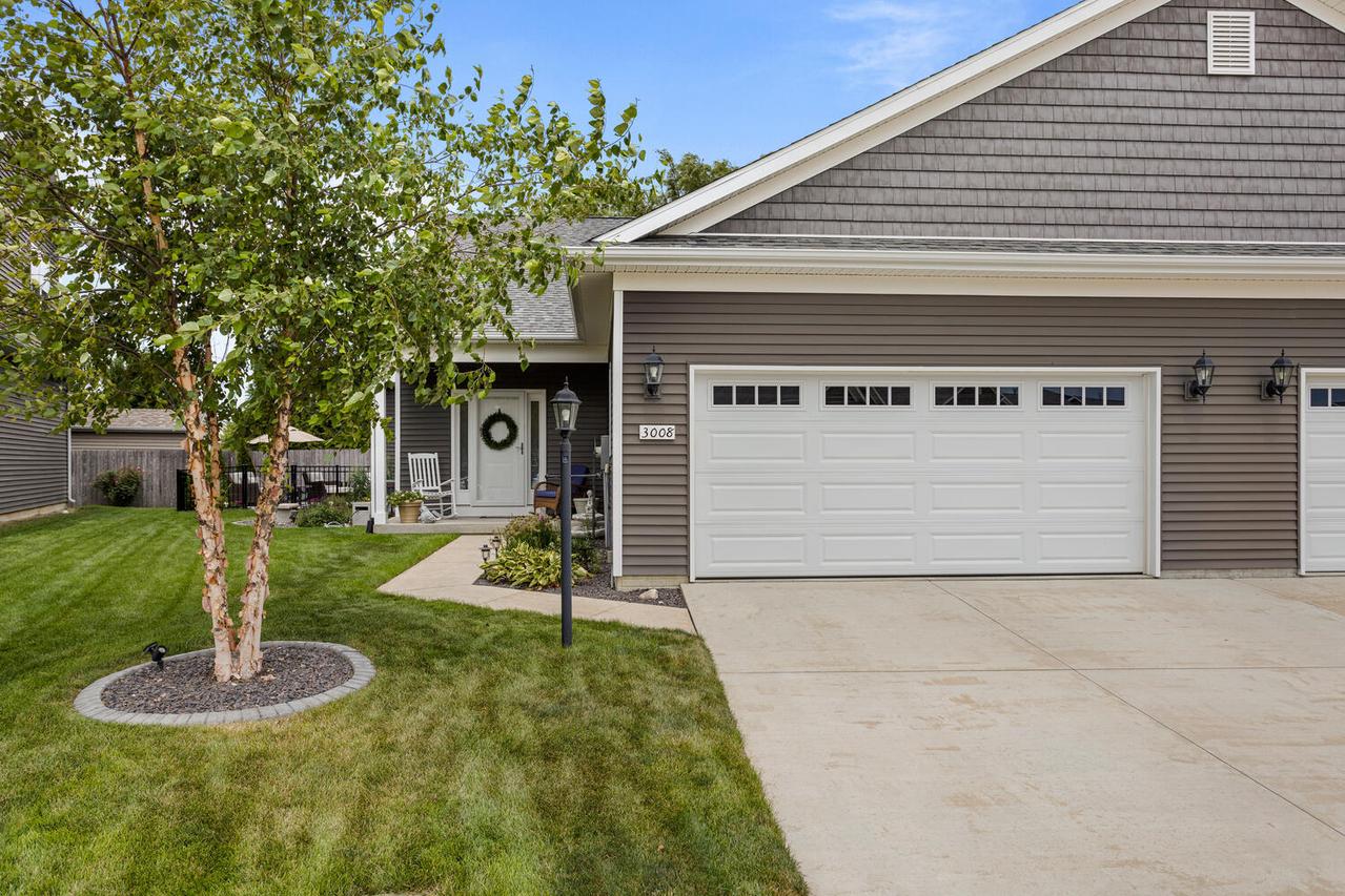 3008 E Stillwater Landing, Urbana, IL 61802