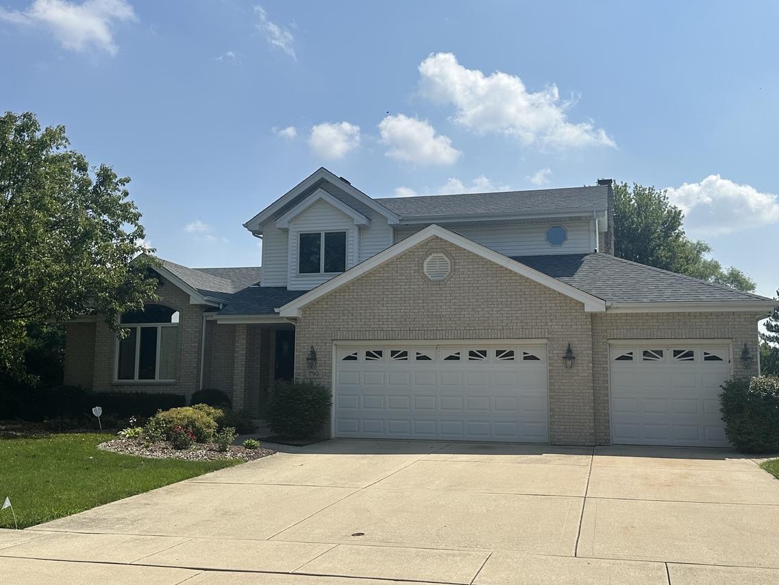 790 Eastwind Dr., New Lenox, IL 60451