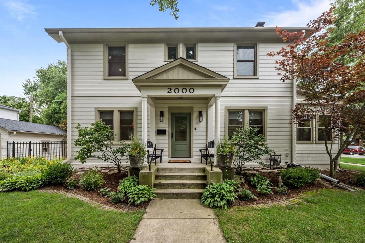 2000 Lincoln St., Evanston, IL 60201