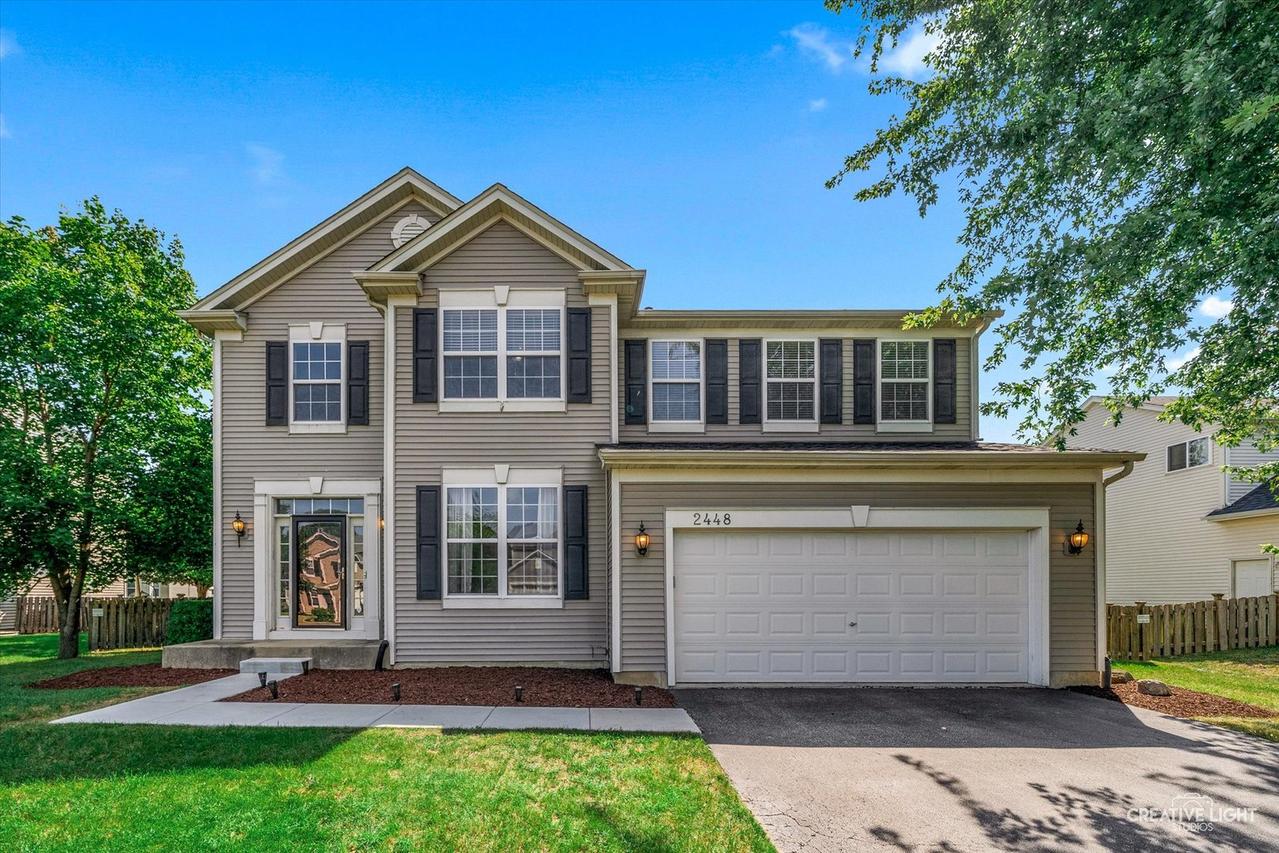 2448 White Rose Dr., Montgomery, IL 60538