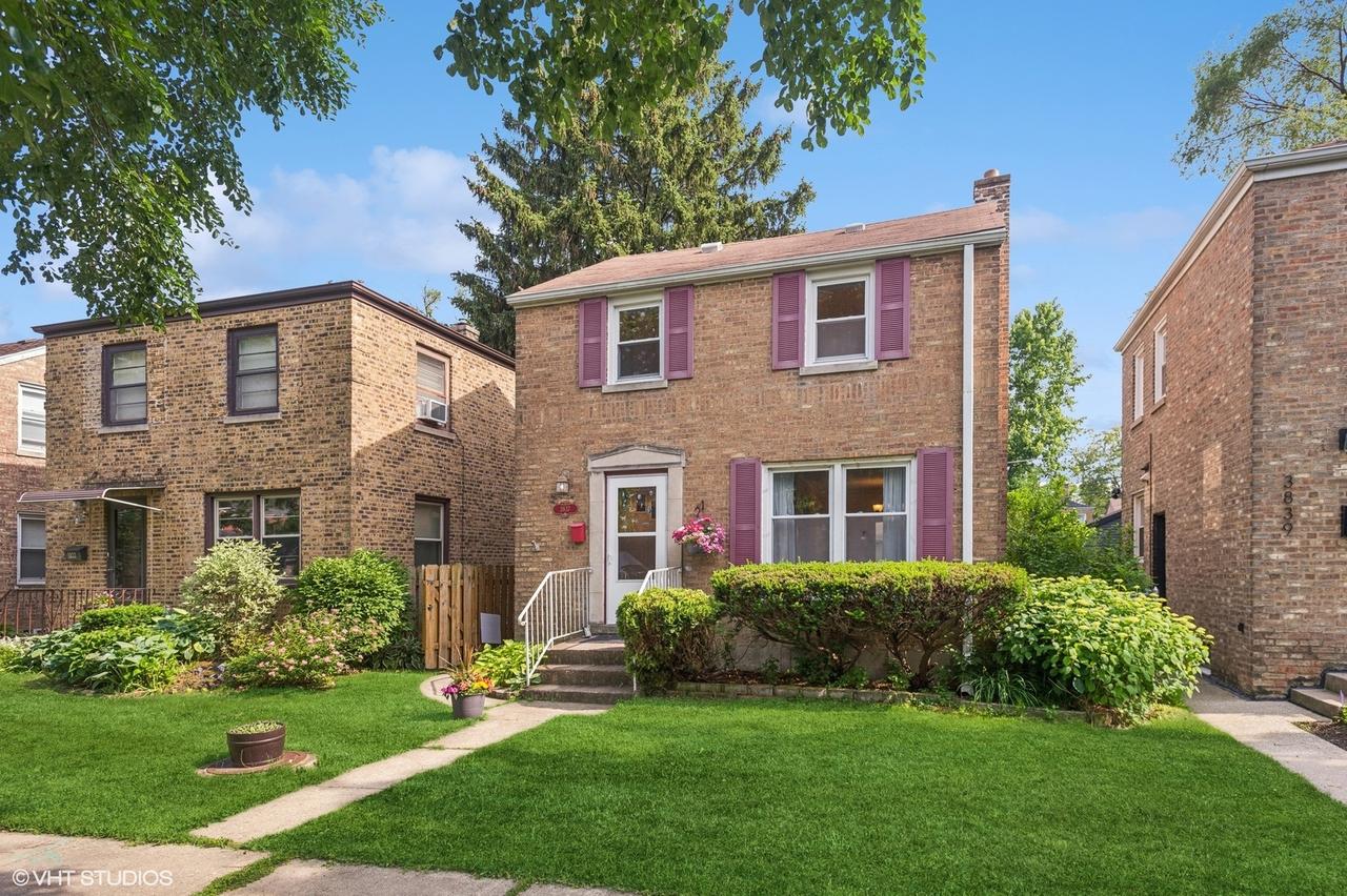 3837 Kirk St., Skokie, IL 60076