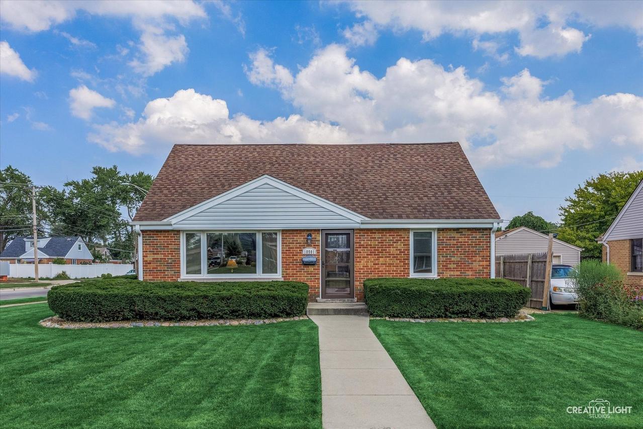 10901 Lyman Ave., Chicago Ridge, IL 60415