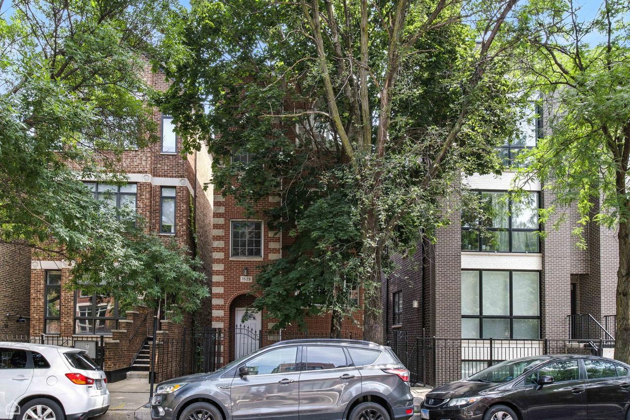 1529 N Bosworth Ave. #3, Chicago, IL 60642