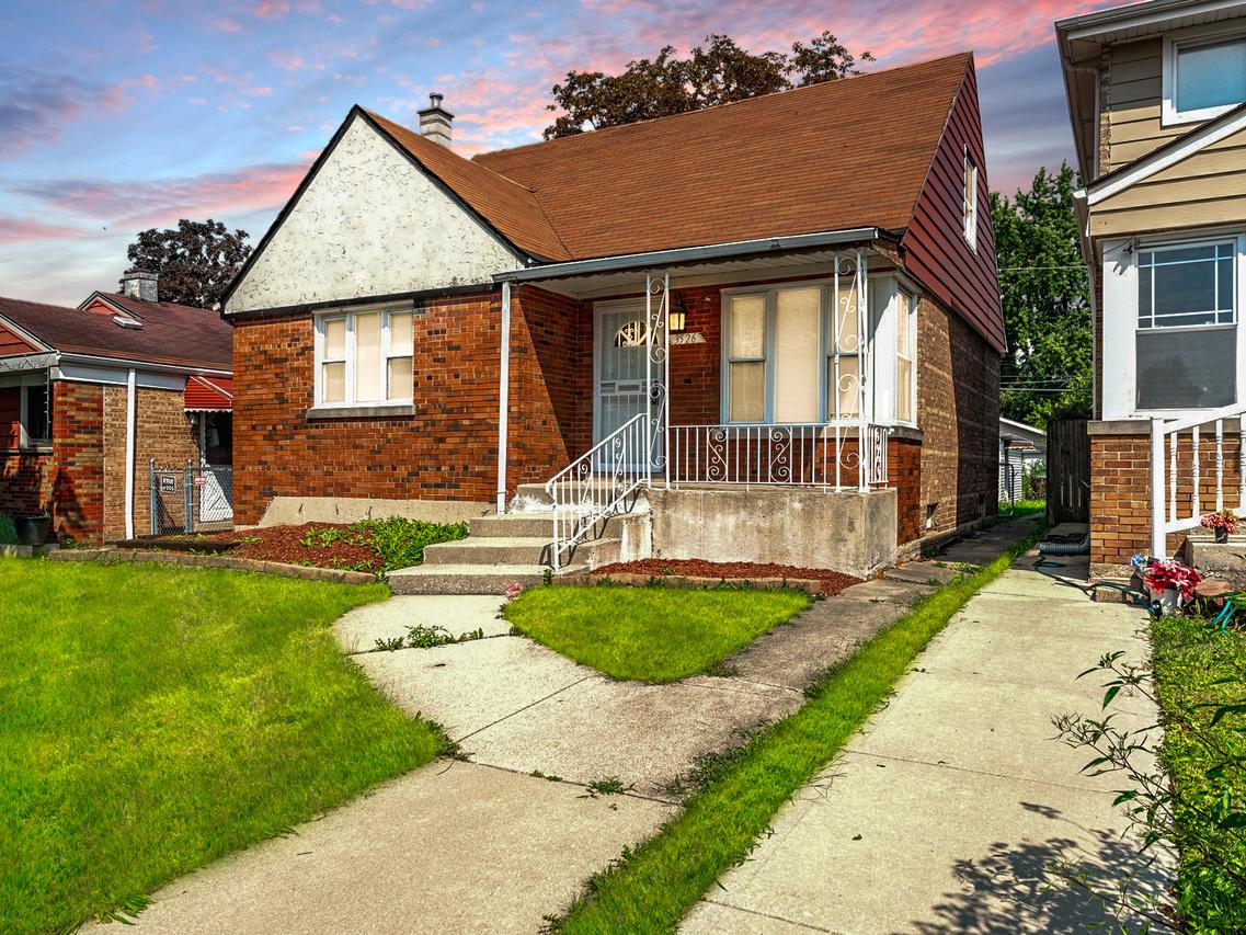 3526 W 80th Pl., Chicago, IL 60652
