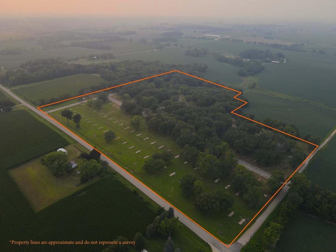 4500 E. River Rd., Ridott, IL 61067
