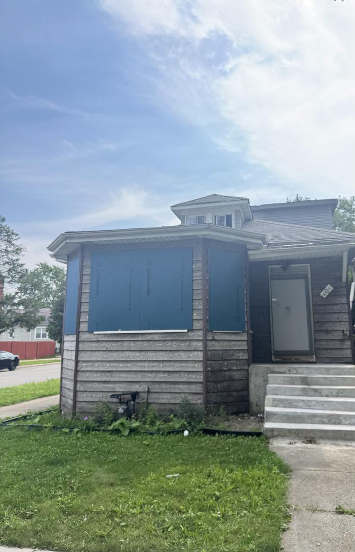9834 S Throop St., Chicago, IL 60643