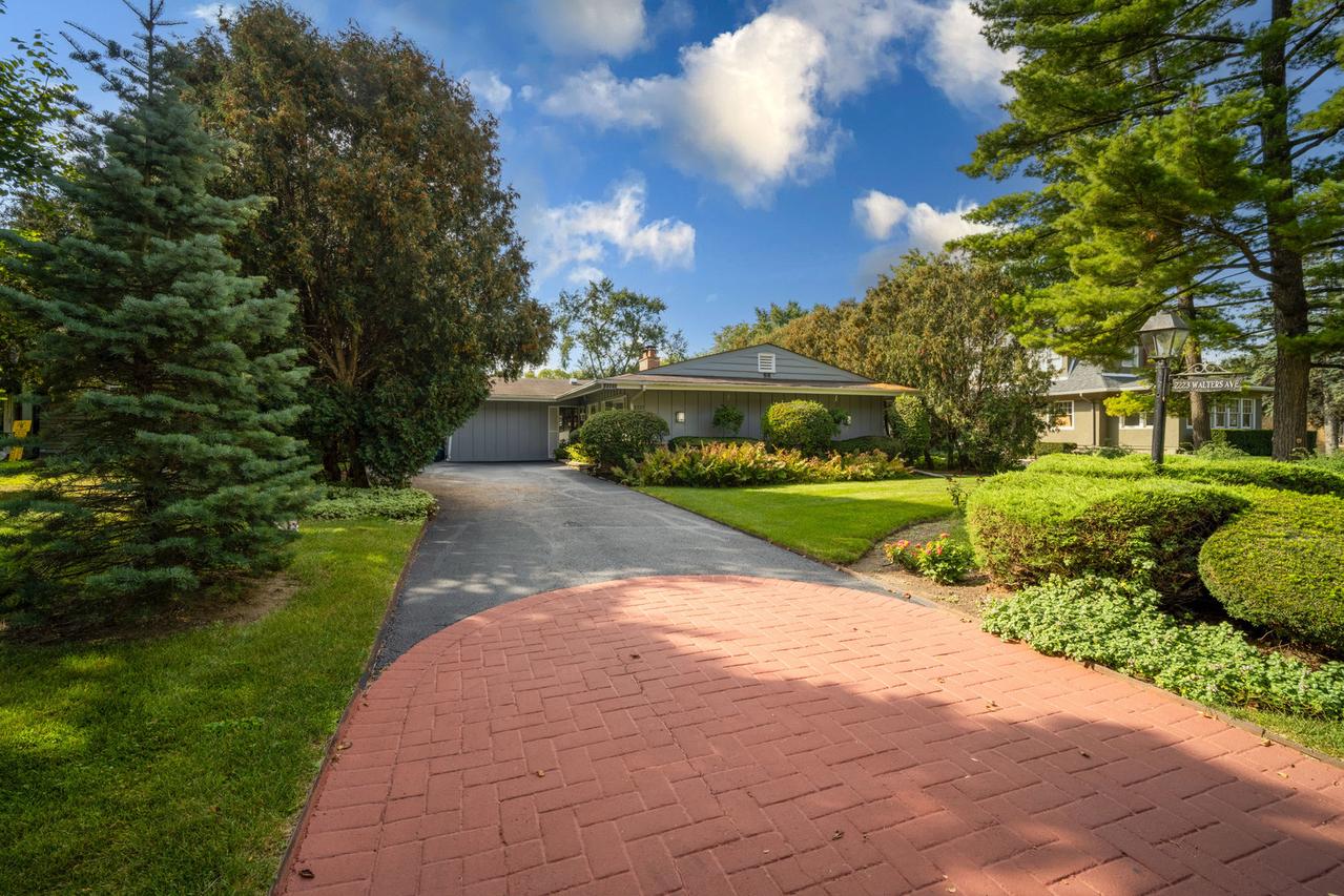 2223 Walters Ave., Northbrook, IL 60062