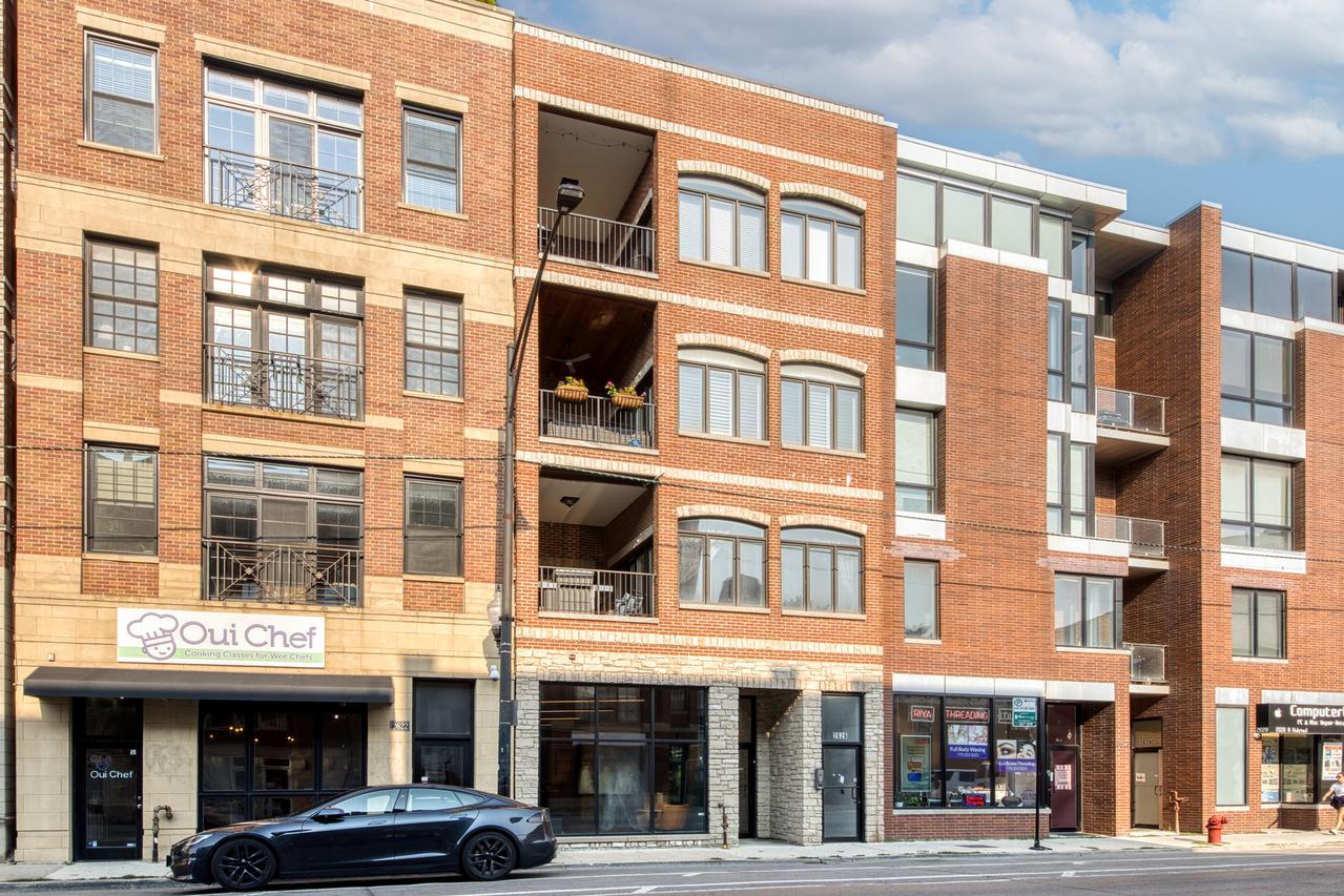 2626 N Halsted St. #3, Chicago, IL 60614