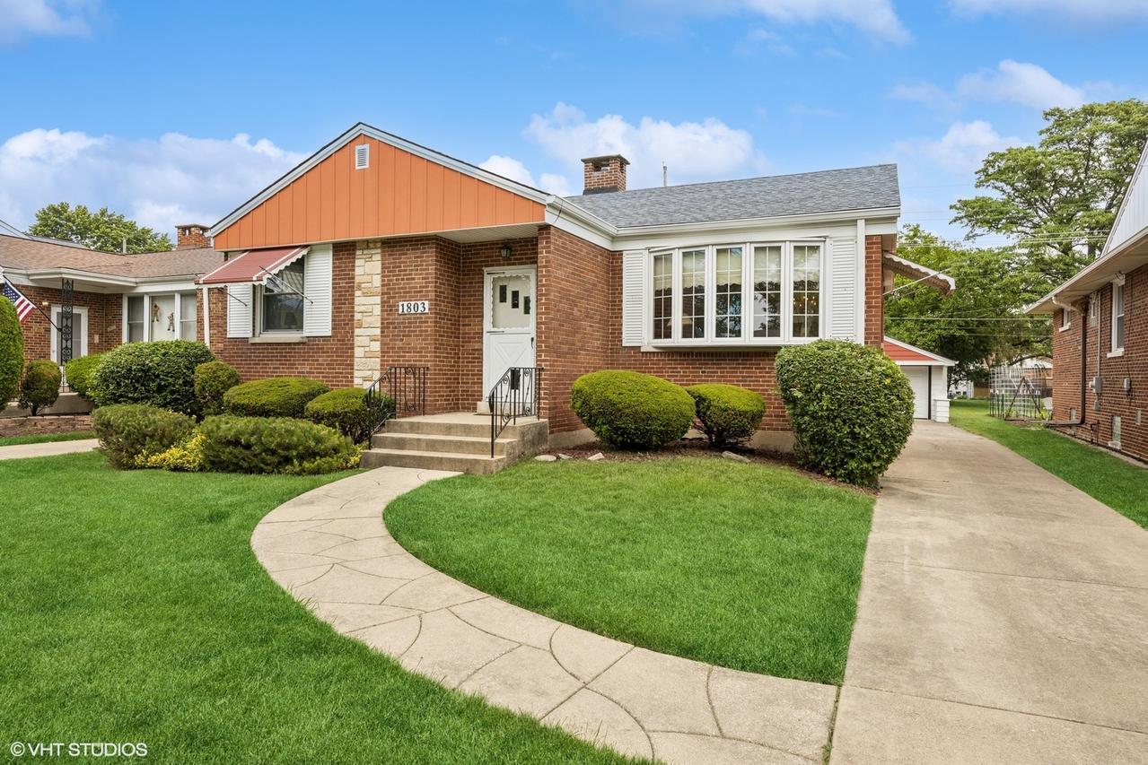 1803 Balmoral Ave., Westchester, IL 60154