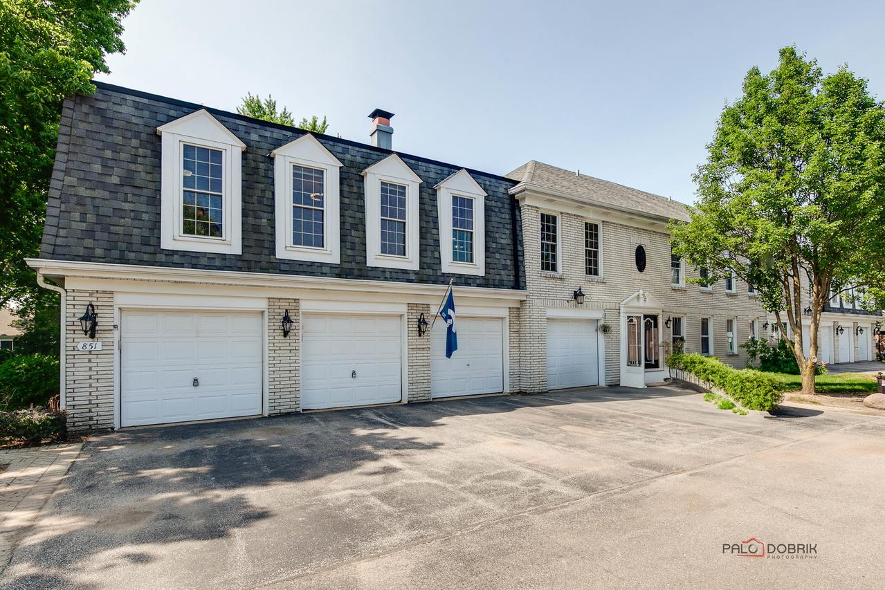 851 Garfield Ave. #C, Libertyville, IL 60048