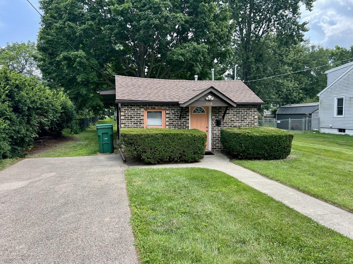 1008 Wild St., Sycamore, IL 60178