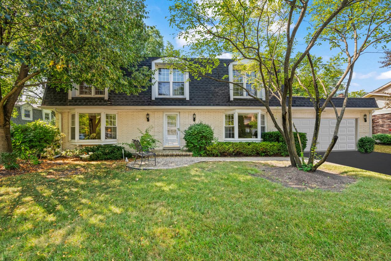 1507 W Plymouth Dr., Arlington Heights, IL 60004