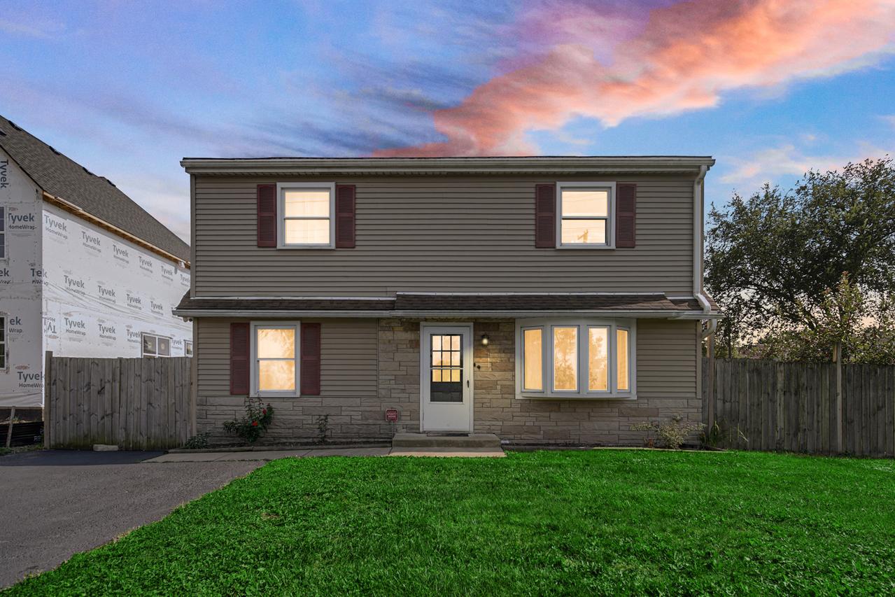 25W277 Doris Ave., Carol Stream, IL 60188