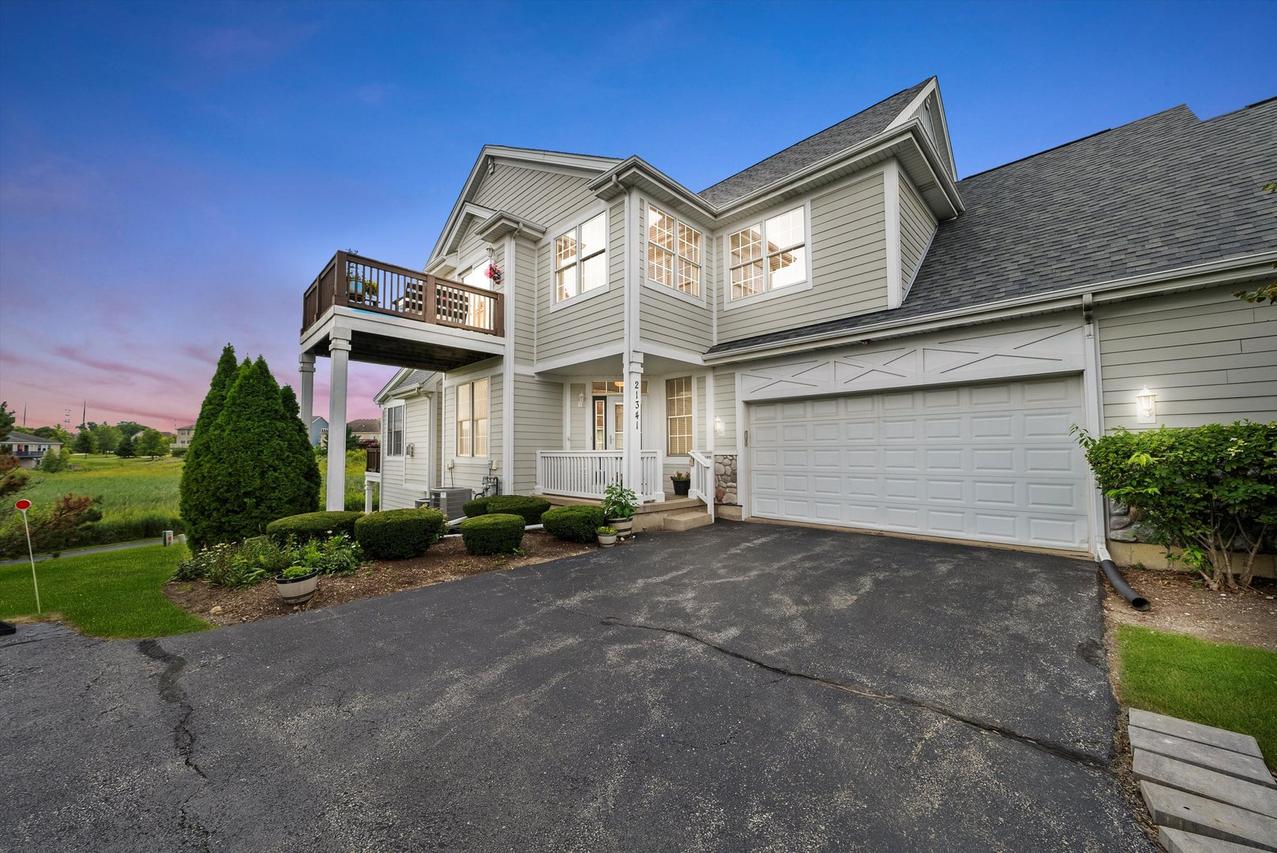 21341 Windy Hill Dr. #1, Frankfort, IL 60423