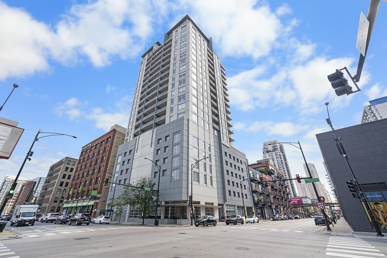 330 W Grand Ave. #1404, Chicago, IL 60654