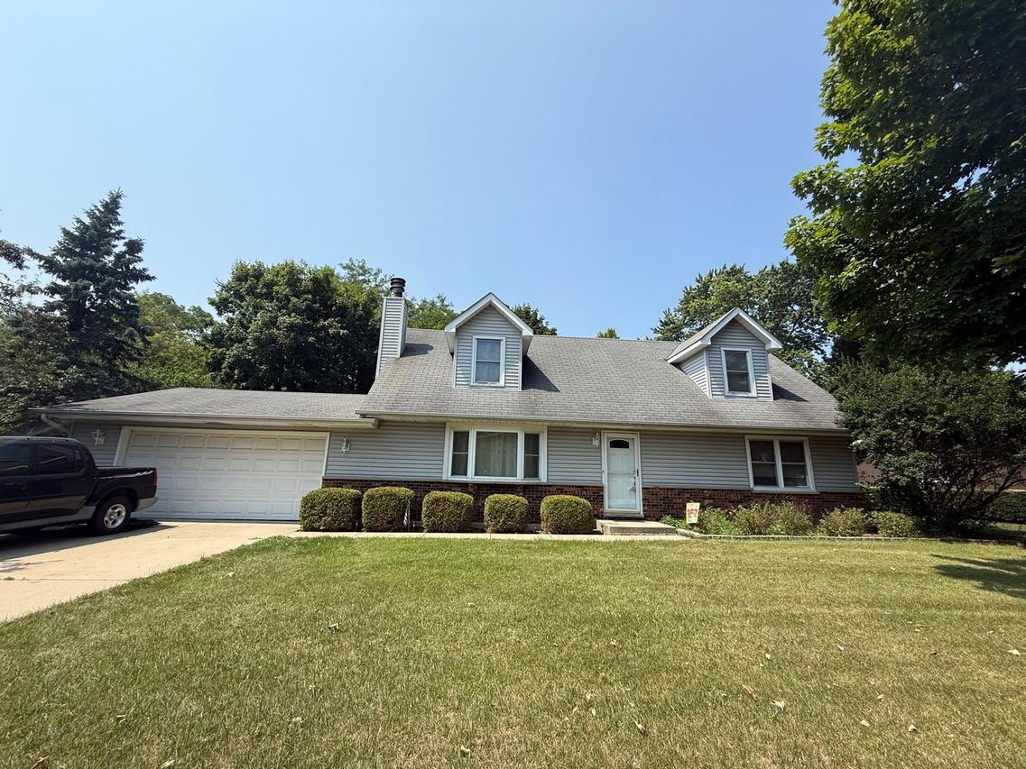 242 Thompson Ave., Winthrop Harbor, IL 60096