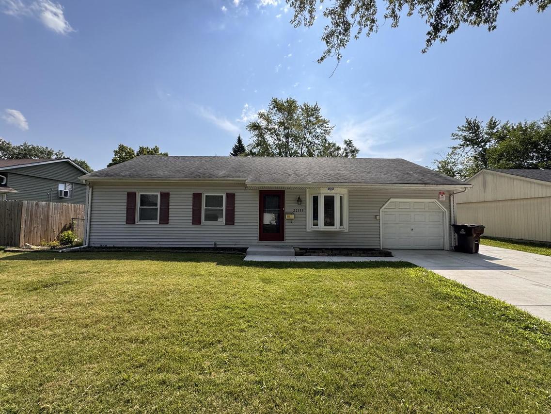22135 Rockingham Rd., Richton Park, IL 60471