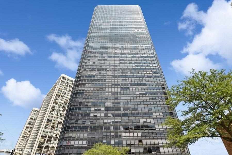 5415 N Sheridan Rd. #307, Chicago, IL 60640
