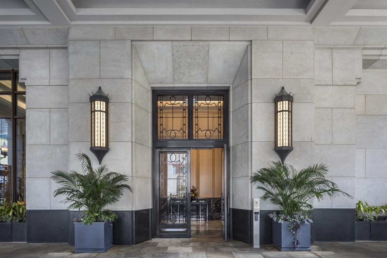 451 E Grand Ave. #4302, Chicago, IL 60611